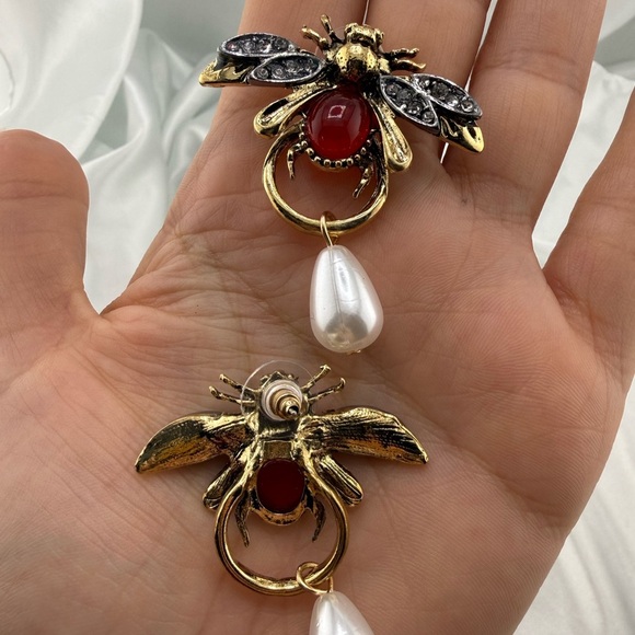 Zara Gold and Red queen Bee Earrings with Pearl Drop - Picture 8 of 8